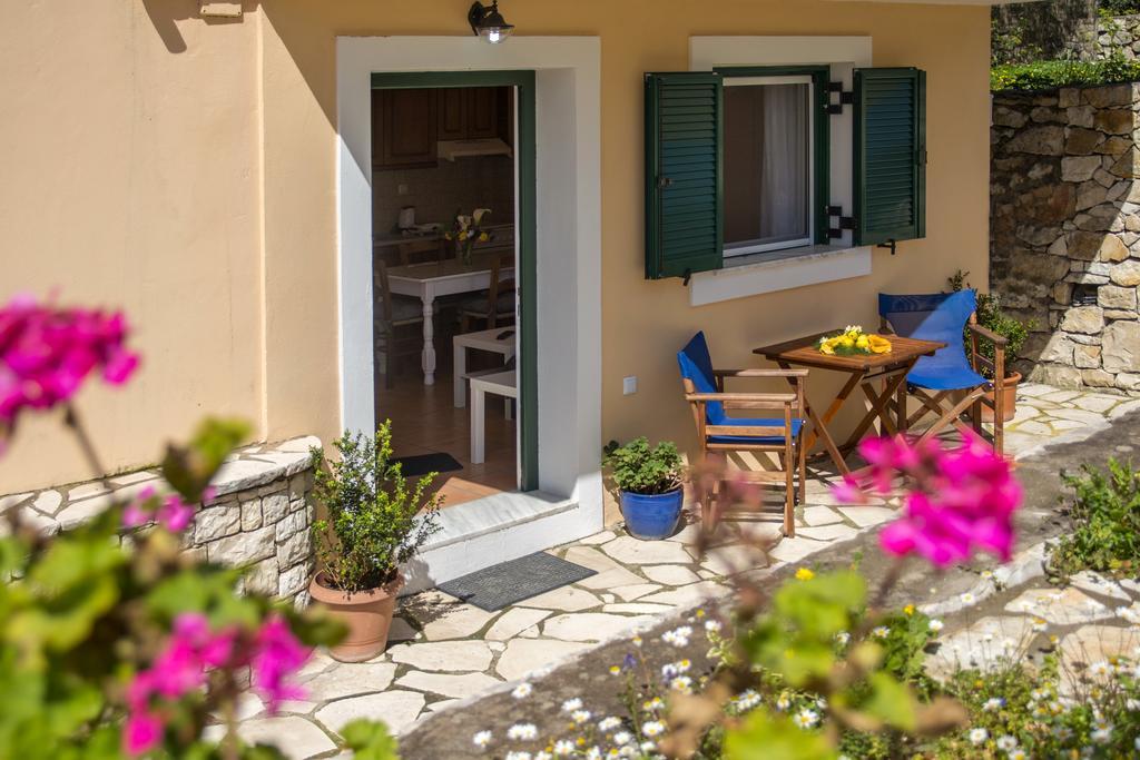 Galazio Sunset Villas Gaios Room photo
