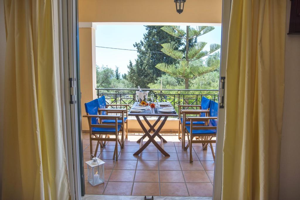 Galazio Sunset Villas Gaios Exterior photo