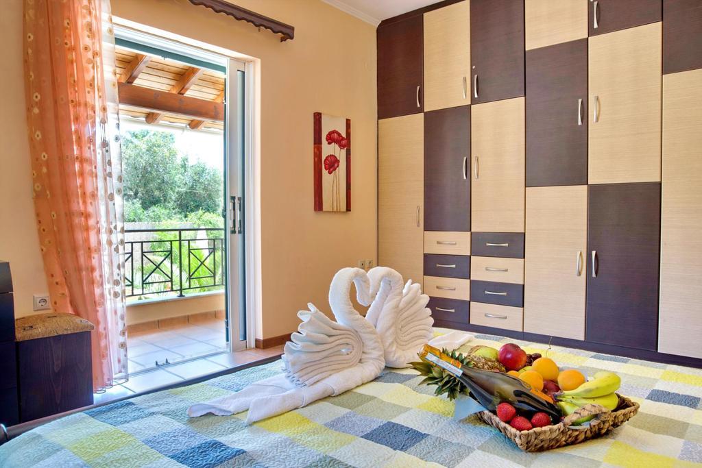 Galazio Sunset Villas Gaios Exterior photo