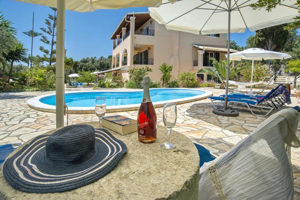 Galazio Sunset Villas Gaios Exterior photo